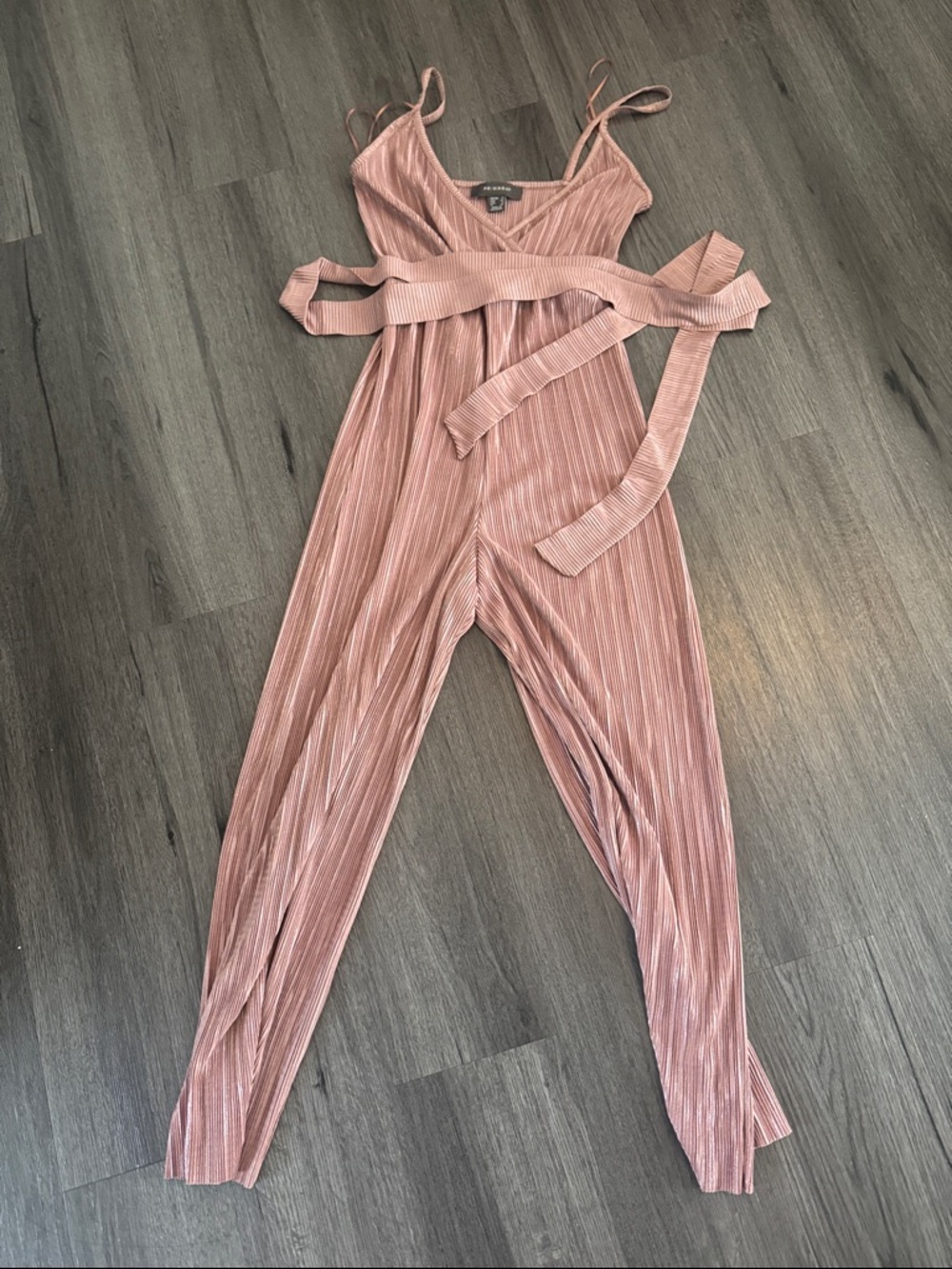 Primark Blush Pink Pleated V-Neck Jumpsuit with Waist Tie